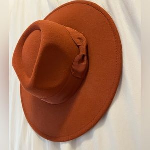 NWT Womens Felt Fedora Hat